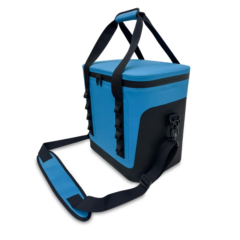 Vodotesen mehak hladilnik za 20 pločevink